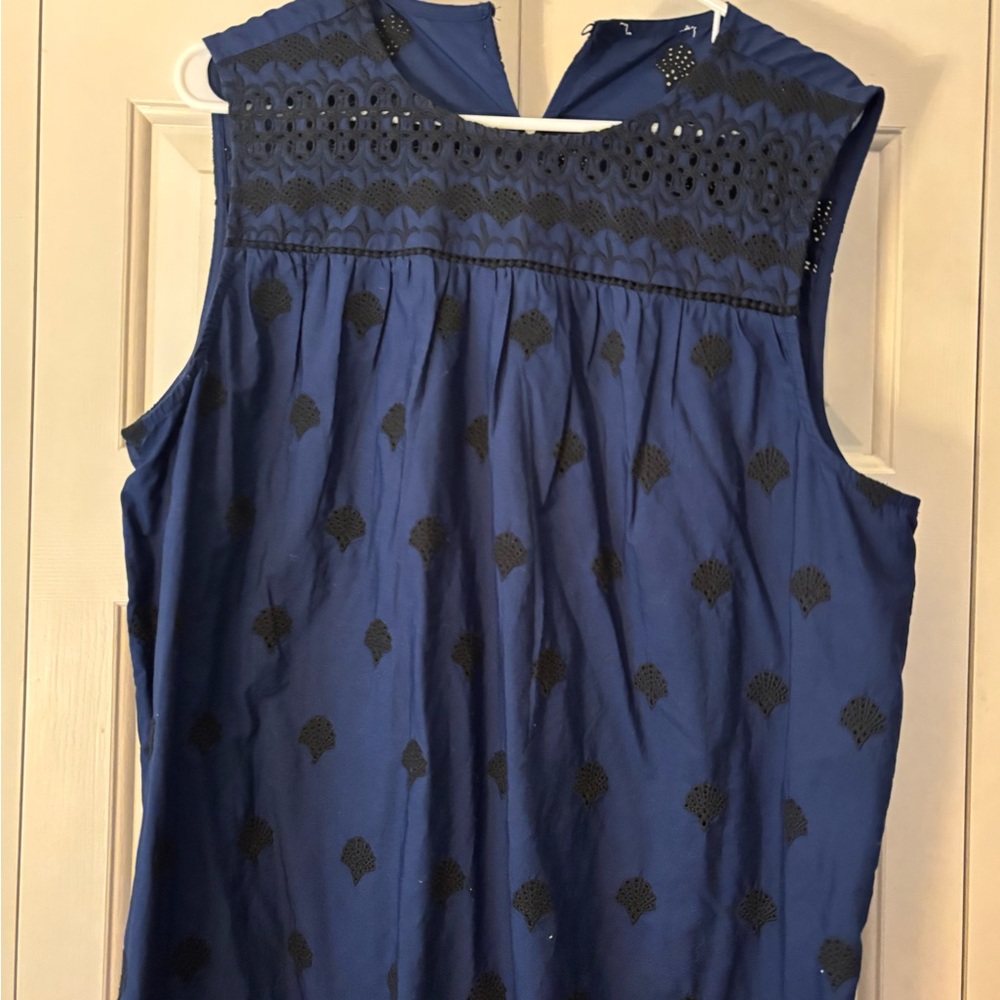Vineyard Vines Navy Sleeveless Blouse
